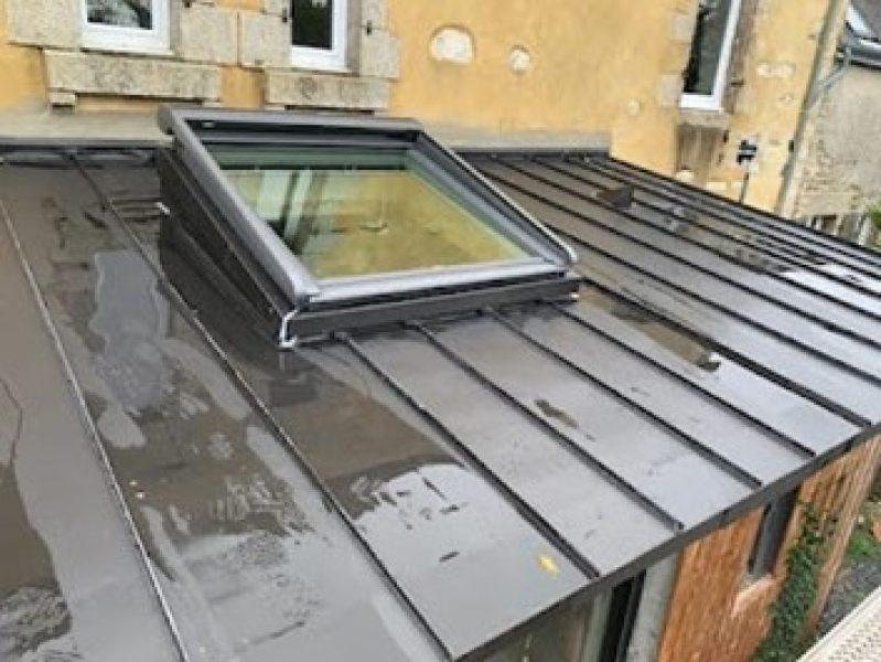 Création de Velux sur couverture zinc anthra theix